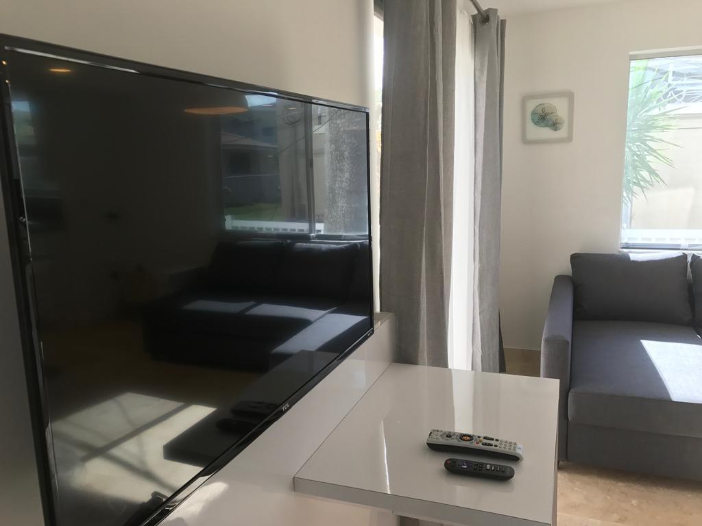 Wave Beach Vacation Rentals Pompano Beach Δωμάτιο φωτογραφία
